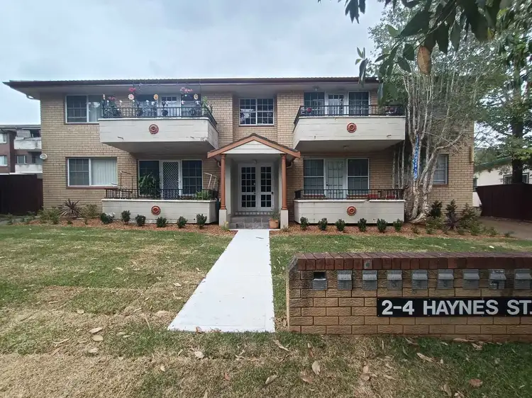 10/2-4 Haynes Street, Penrith NSW 2750