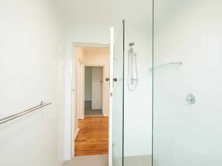 Fifth view of Homely apartment listing, 2/3 Aubin Street, Neutral Bay NSW 2089