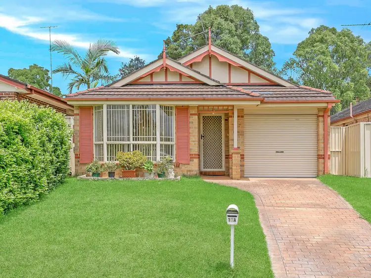 15a Aylward Avenue
