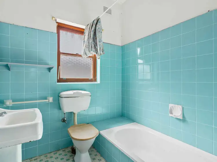 Fifth view of Homely block of units listing, 48 Mirrabooka Rd, Lake Heights NSW 2502