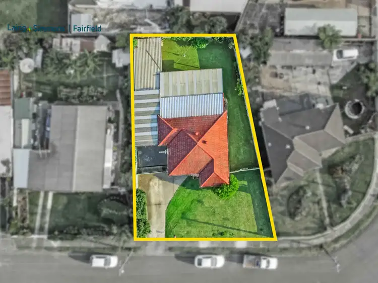16 Paterson Cres, Fairfield West NSW 2165
