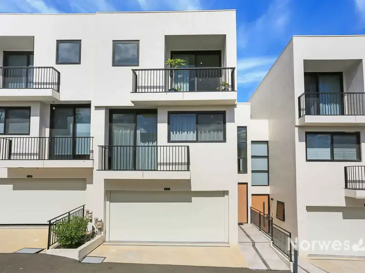 17/43 Stone Mason Drive, Norwest NSW 2153