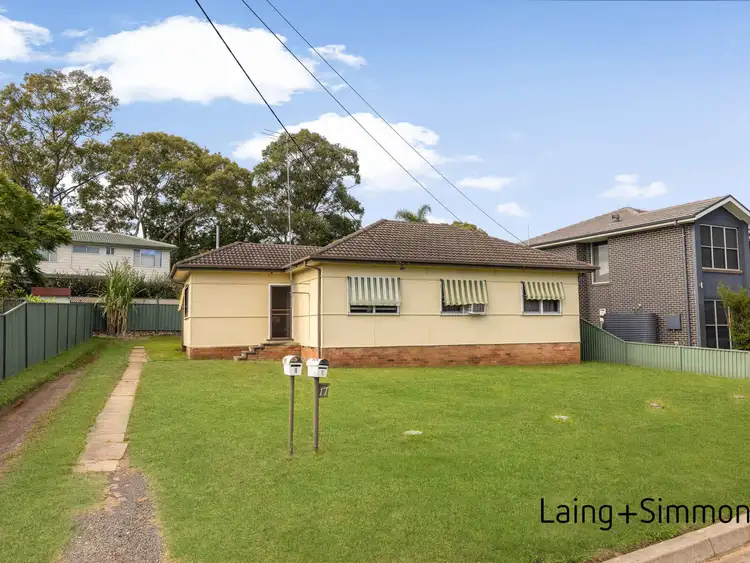 17 Camillo Street, Pendle Hill NSW 2145
