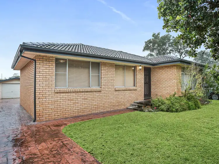 19 Croome Rd, Albion Park Rail NSW 2527