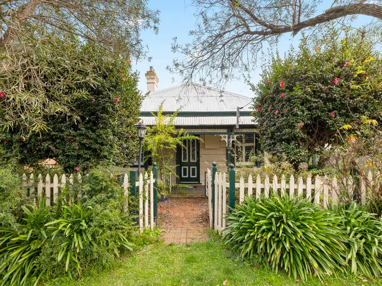 20 Campbell Street, Picton NSW 2571