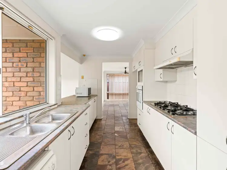 Fourth view of Homely house listing, 8 Parnell Avenue, Quakers Hill NSW 2763