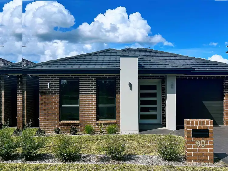 90 Turffontein Ave, Box Hill NSW 2765