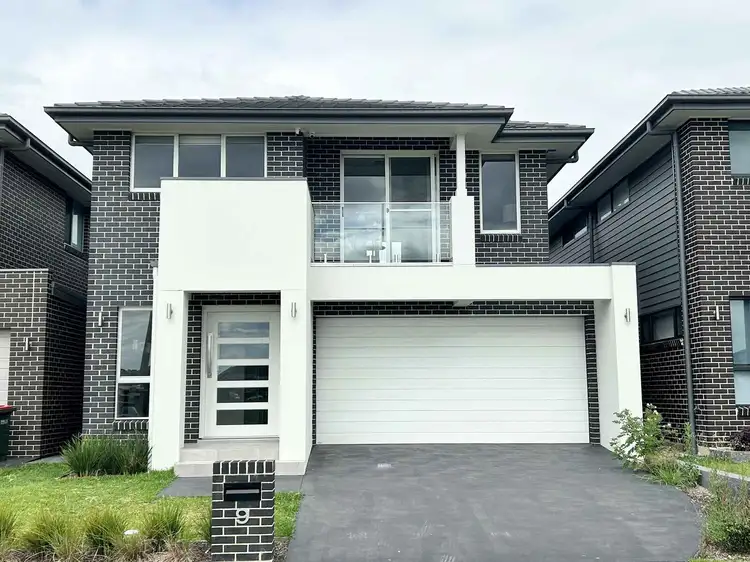 9 Longerenong Ave, Box Hill NSW 2765