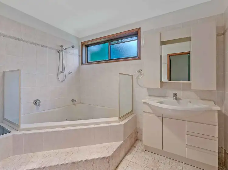 Sixth view of Homely house listing, 2 Edna Place, Kings Langley NSW 2147