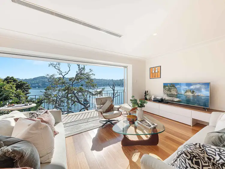 Fifth view of Homely house listing, 4 Cheyne Walk, Castlecrag NSW 2068