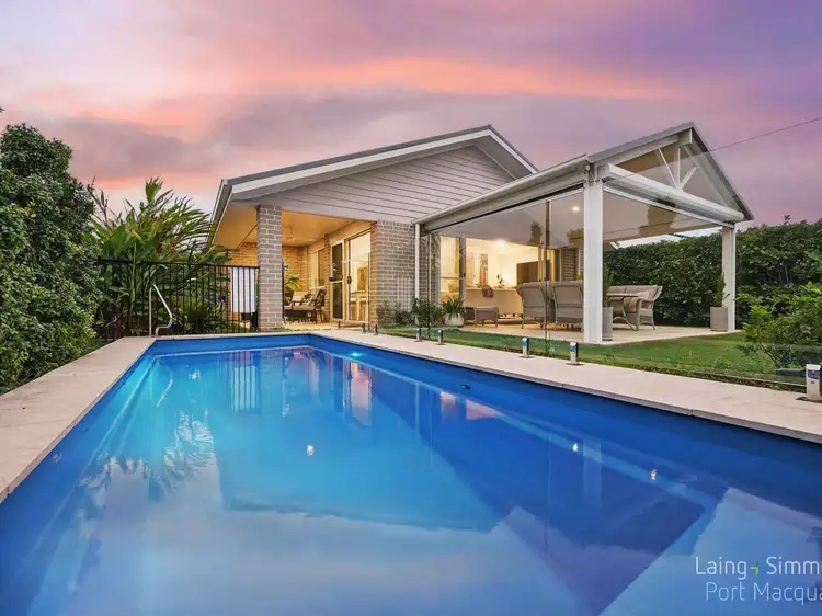 11 Shore Break Crescent, Lake Cathie NSW 2445