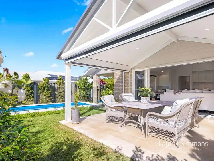 11 Shore Break Crescent, Lake Cathie NSW 2445