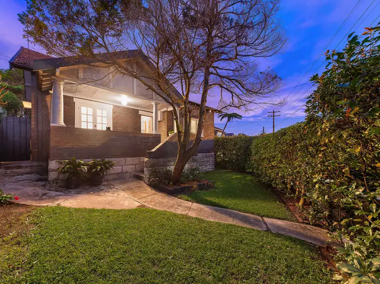 37 Strathallen Avenue