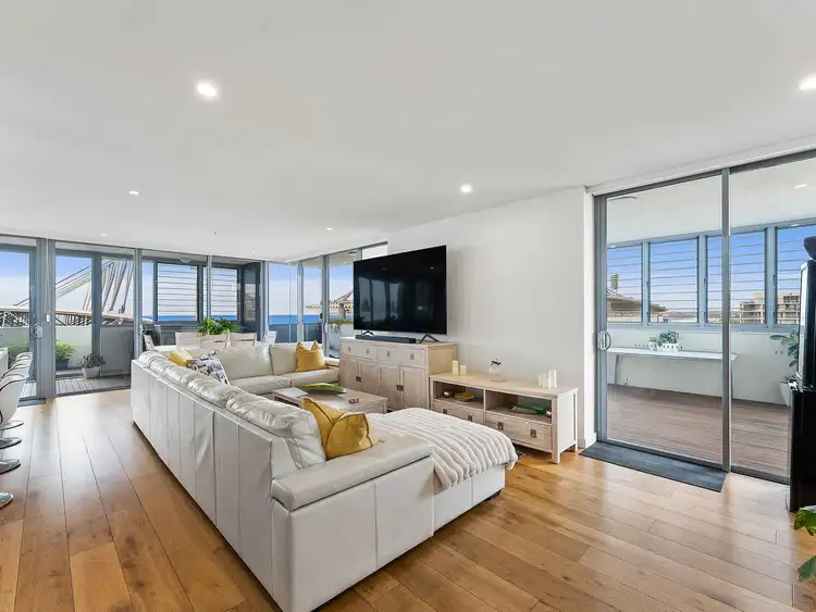 Second view of Homely apartment listing, 25/2 Burelli St, Wollongong NSW 2500