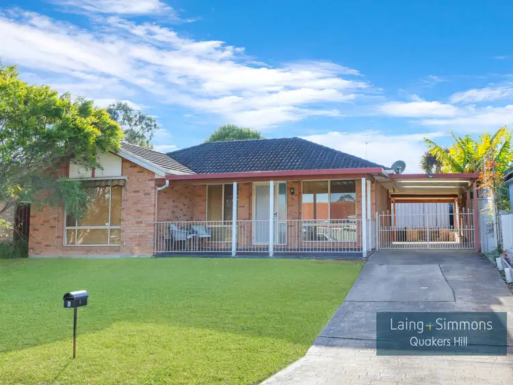 6 Crispin Place