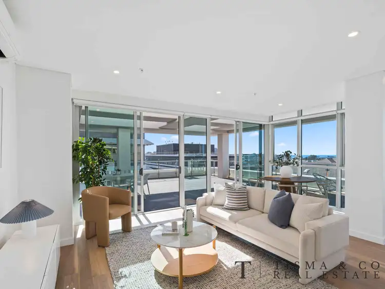 Second view of Homely unit listing, 303/10 Regent Street, Wollongong NSW 2500