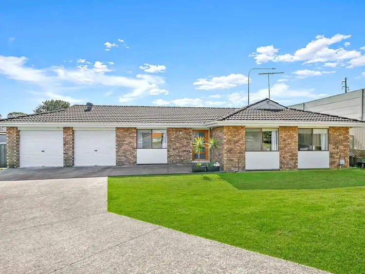 19 Bataan Place, Kings Park NSW 2148