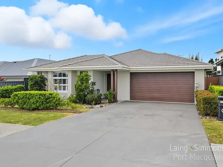 13 Seaside Drive, Lake Cathie NSW 2445