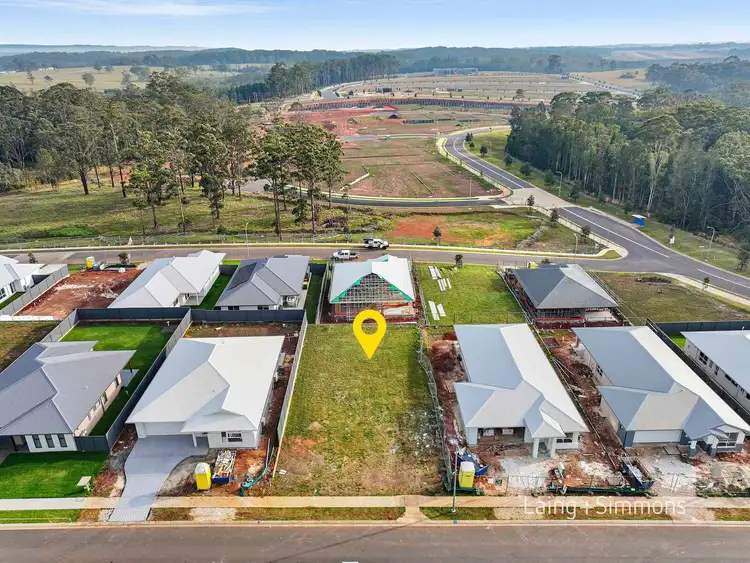 10 Pepperberry Parade