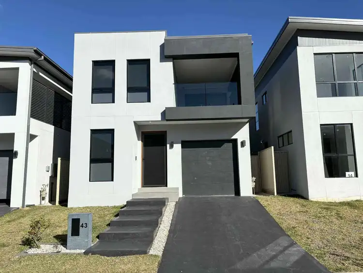 43 Wanda Circuit, Colebee NSW 2761