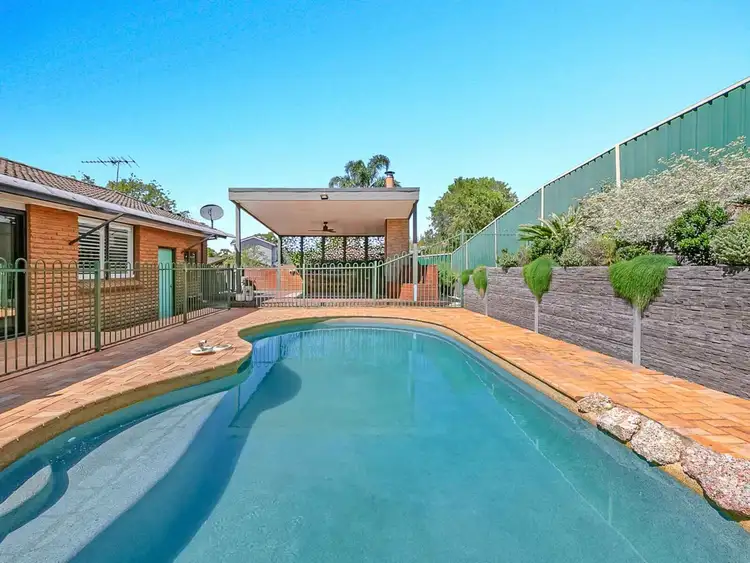 32 Faulkland Cres, Kings Park NSW 2148