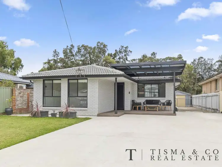 56 Brigadoon Circuit