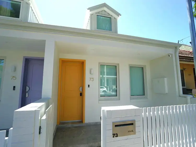 73 Yelverton Street