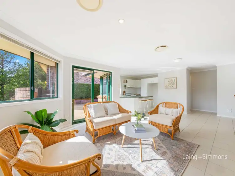 62 Burrawong Drive