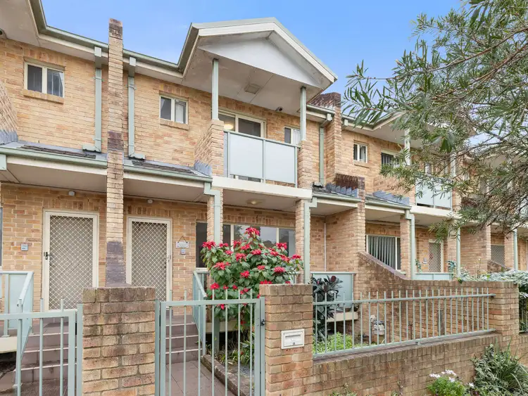 1-9 Eleanor Street