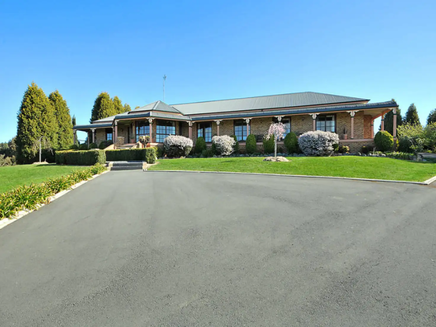 Main view of Homely house listing, 2 Pine Grove Avenue, Wallerawang NSW 2845