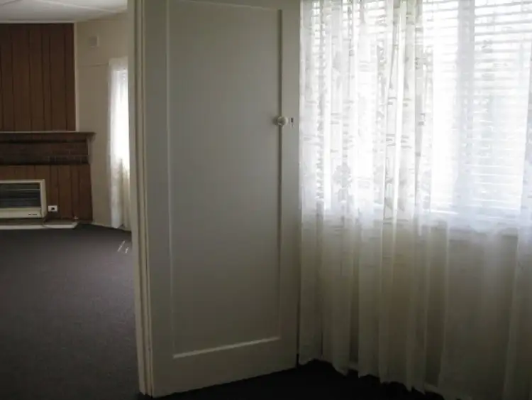 Sixth view of Homely house listing, 2 Buttress Place, Lithgow NSW 2790