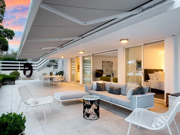 Main view of Homely apartment listing, 11/42-43 New Beach Road, Darling Point NSW 2027