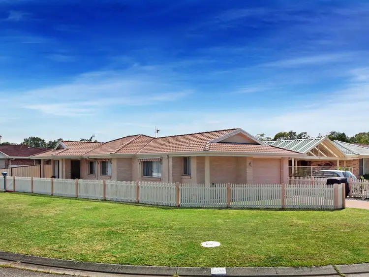 2/13 Newmarket Grove, Port Macquarie NSW 2444