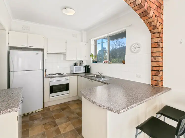 Fifth view of Homely unit listing, 2/40 Cassia Street, Dee Why NSW 2099