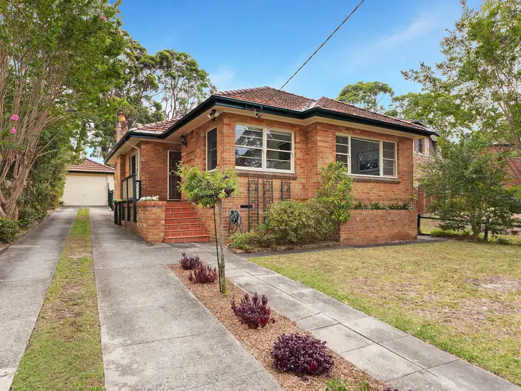 Second view of Homely house listing, 7 The Postern, Castlecrag NSW 2068