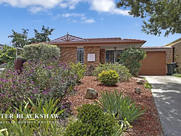 6 Tari Close, Ngunnawal ACT 2913