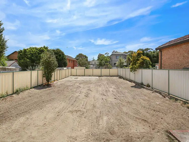 Fourth view of Homely house listing, 25 Hume St, Chifley NSW 2036