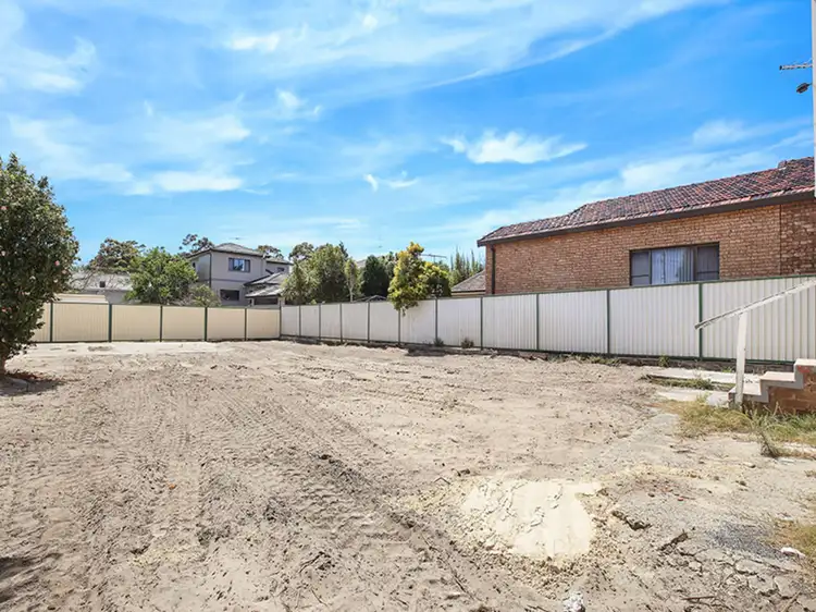 Sixth view of Homely house listing, 25 Hume St, Chifley NSW 2036