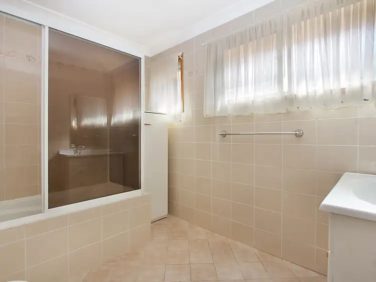 Fifth view of Homely house listing, 28 Bombala Crescent, Quakers Hill NSW 2763