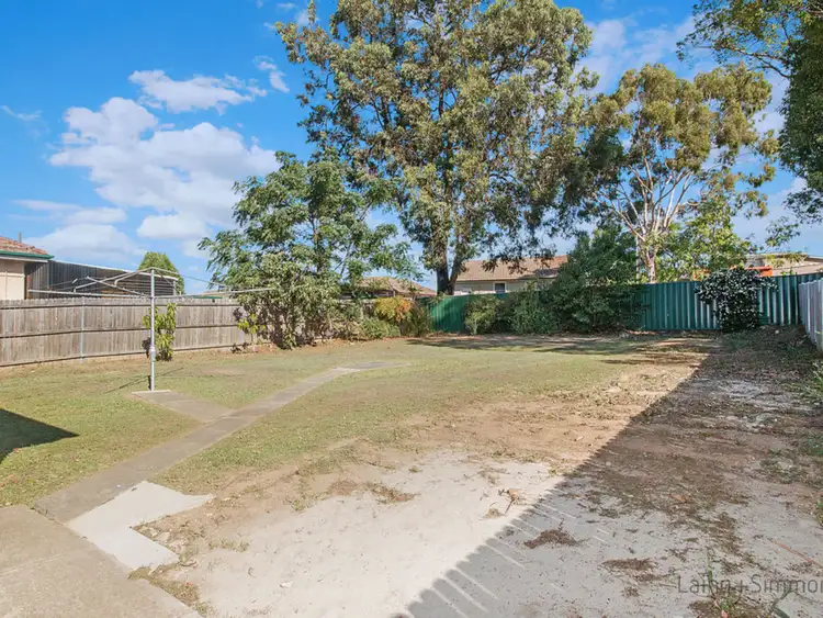 Seventh view of Homely house listing, 10 Neerini Avenue, Smithfield NSW 2164