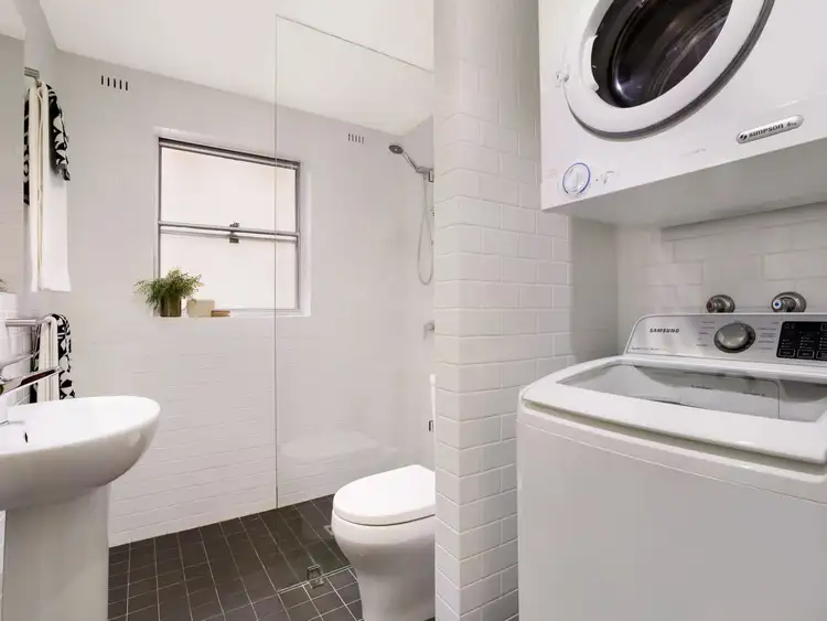 Fifth view of Homely apartment listing, 4/87 Shirley Road, Wollstonecraft NSW 2065