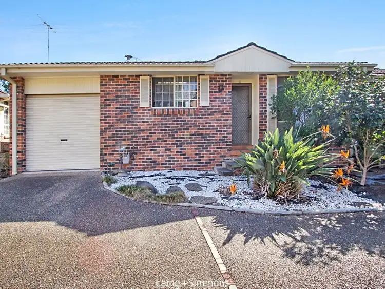 13/5A Binalong Road, Pendle Hill NSW 2145