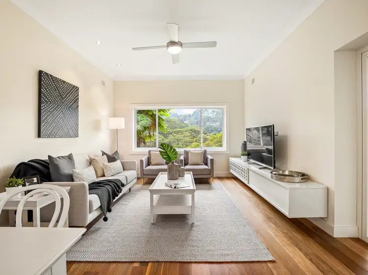 305 Eastern Valley Way, Middle Cove NSW 2068