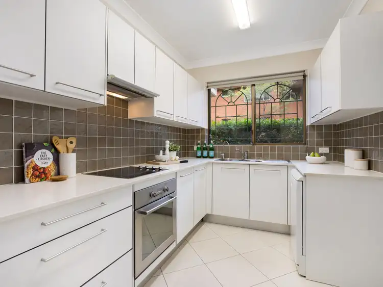 Third view of Homely apartment listing, 4/5 Robert Street, Artarmon NSW 2064