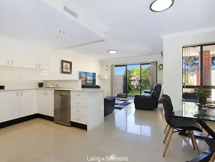 86A Hampden Rd, South Wentworthville NSW 2145