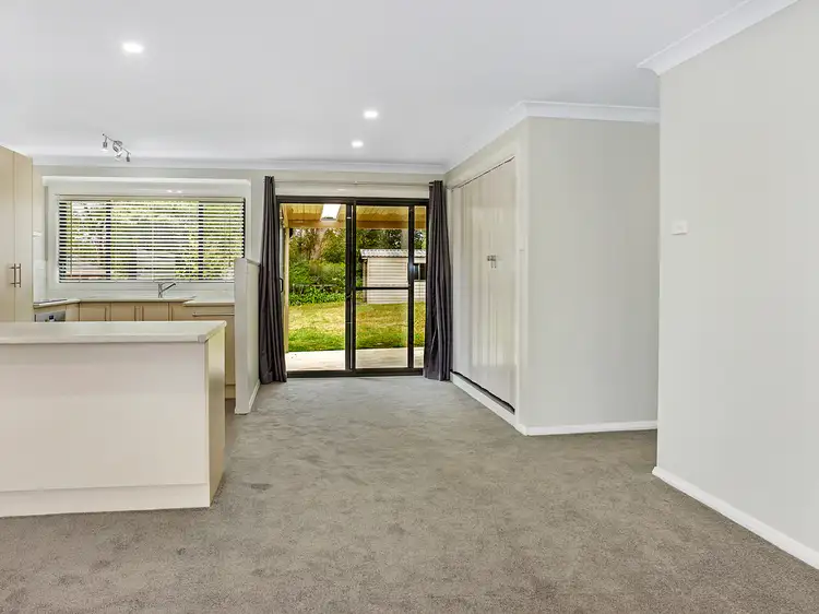 Fifth view of Homely house listing, 7 Canberra Street, Wentworth Falls NSW 2782