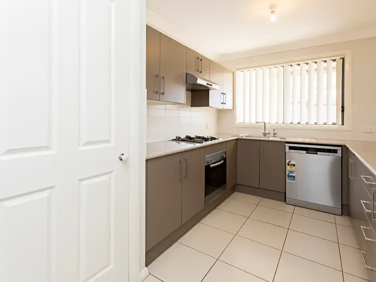 Fifth view of Homely house listing, 8 Franks Close, East Branxton NSW 2335