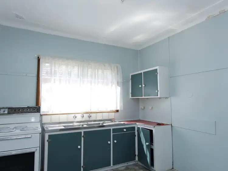 Fifth view of Homely house listing, 7 Pozieres Street, Lithgow NSW 2790