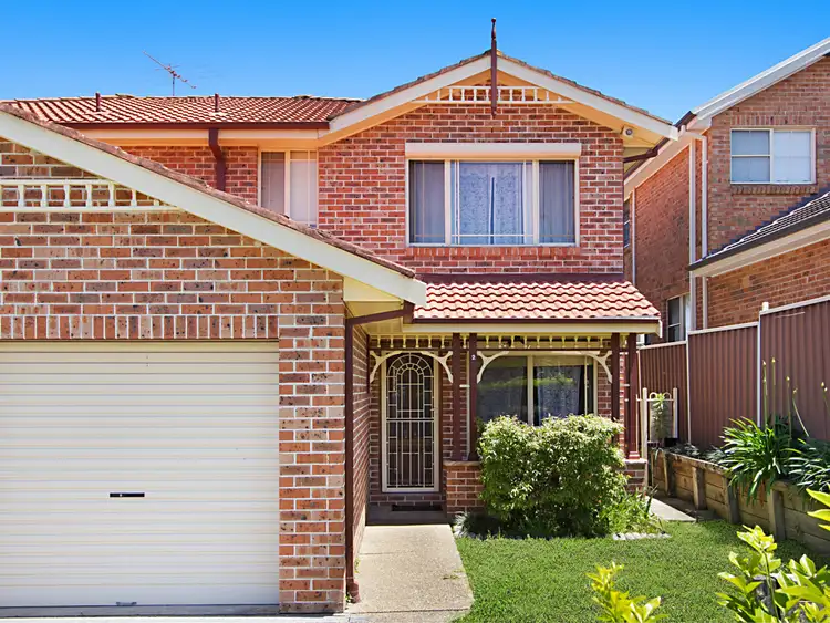 2/5 Condor Street, Quakers Hill NSW 2763