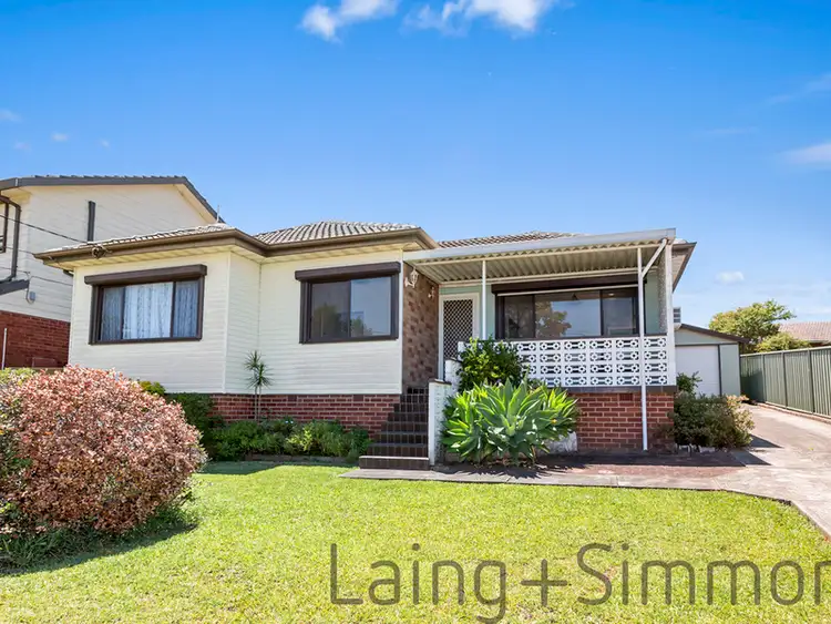 22 Warrumbungle Street, Fairfield West NSW 2165